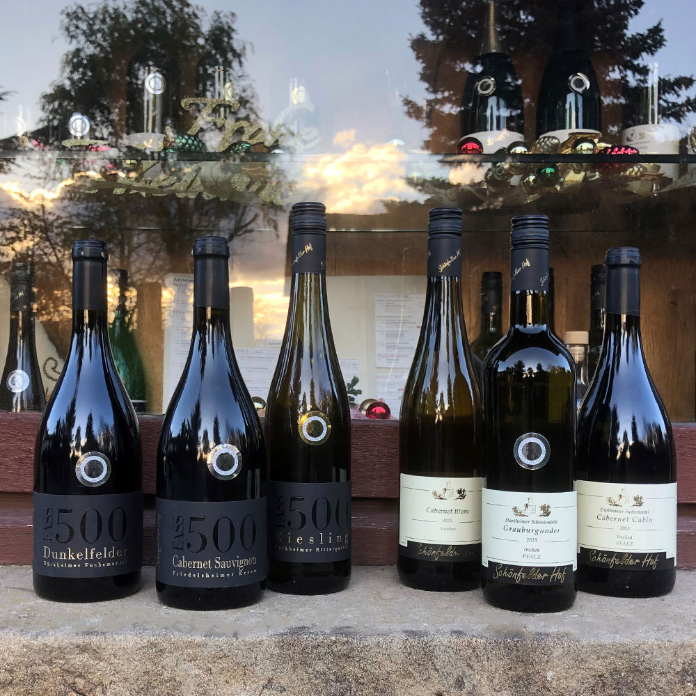 Red & White Deal 2025